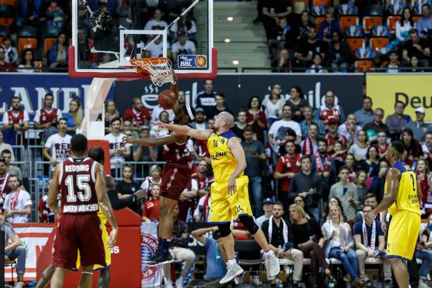 而防守上 而防守上