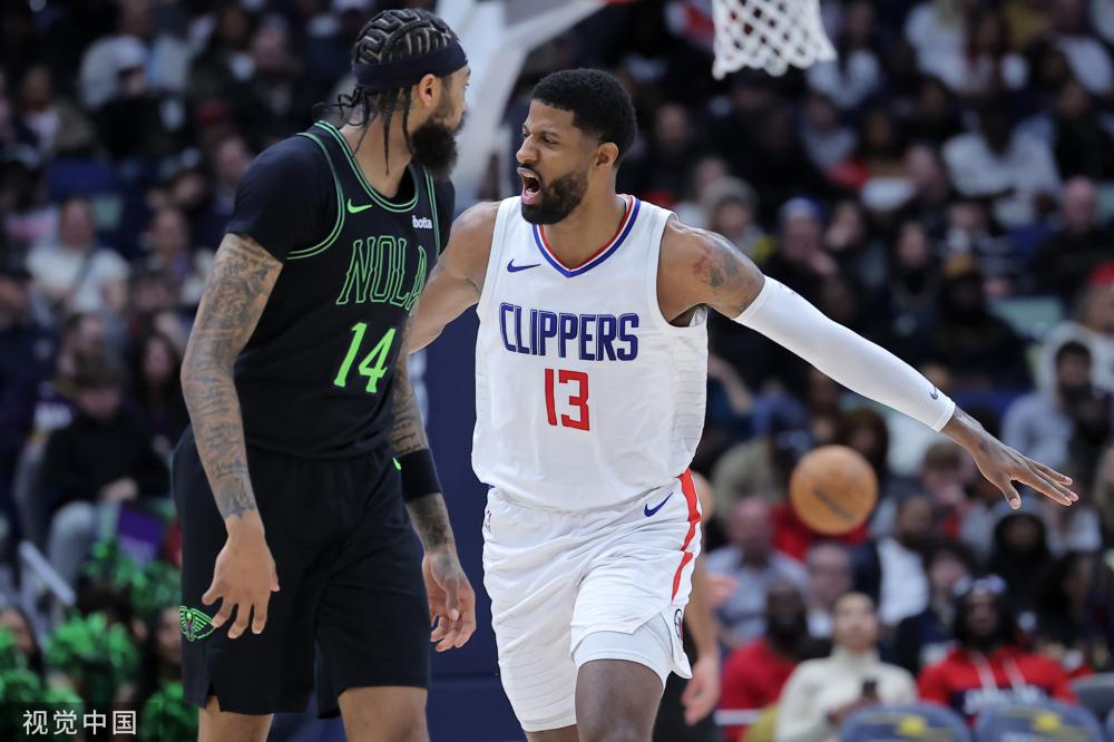 次萨菲的射 次萨菲的射